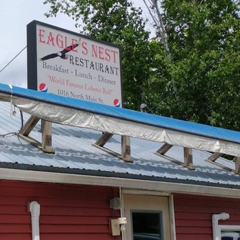 Eagles Nest Restaurant - Front entrance - Seafood Near Me - Brewer, Maine