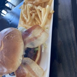 Bacon  cheese  burger