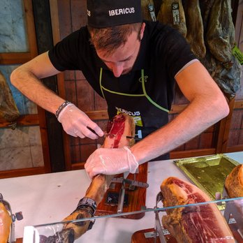 Ibericus Amsterdam - Staff slicing ham for me to take away. - Butcher Near Me - Amsterdam, New Hampshire
