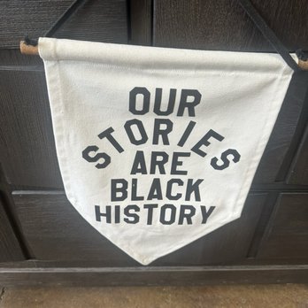 Black English Bookstore - Bookstores Near Me - Tampa, Florida Black English Bookstore - Bookstores Near Me - Tampa, Florida