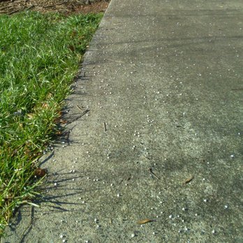TruGreen Lawn Care - fertilizer that will wash into Lake Norman - Tree Services Near Me - Charlotte, North Carolina TruGreen Lawn Care - fertilizer that will wash into Lake Norman - Tree Services Near Me - Charlotte, North Carolina