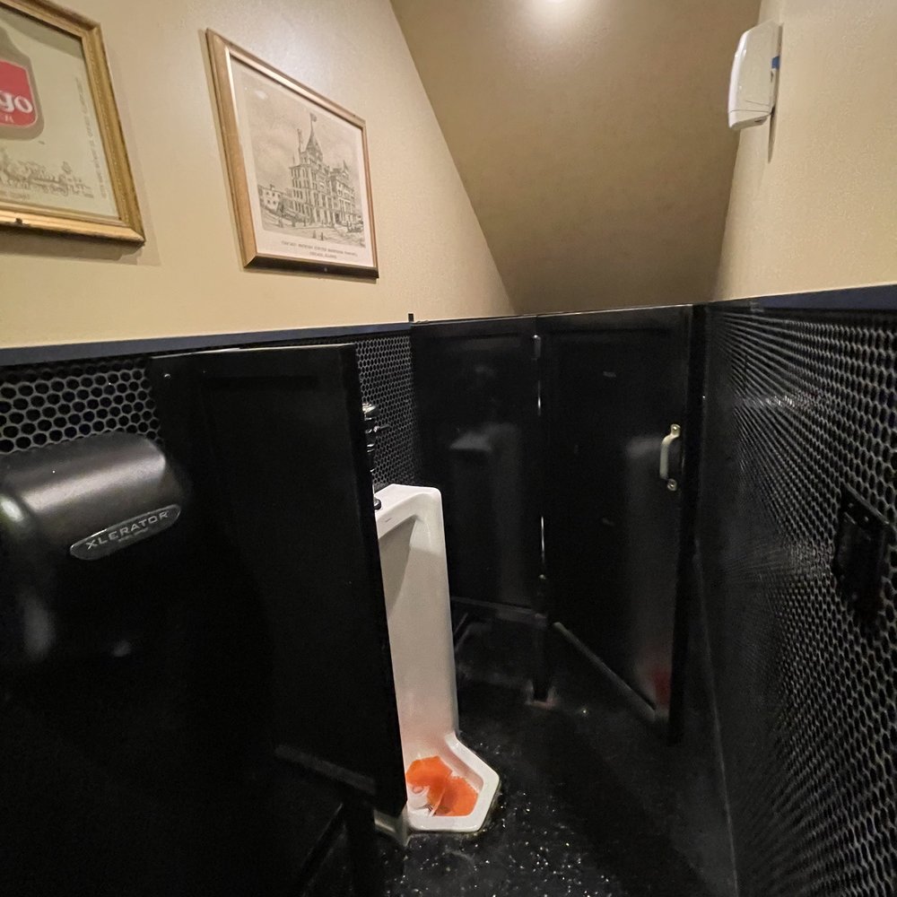 Beck's Chicago - #bathroomshot - Pubs Near Me - Chicago, Illinois Beck's Chicago - #bathroomshot - Pubs Near Me - Chicago, Illinois