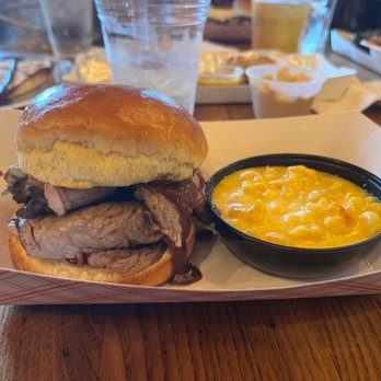 Berkeley Springs Brewing - Boozy brisket - Barbeque Near Me - Berkeley Springs, West Virginia Berkeley Springs Brewing - Boozy brisket - Barbeque Near Me - Berkeley Springs, West Virginia