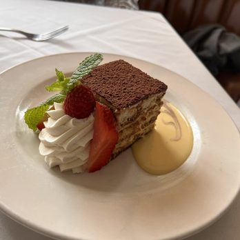 L'Opera - Tiramisu - Italian Near Me - Long Beach, California