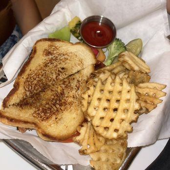 AZ88 - All American Grilled Cheese Sandwich - American Near Me - Scottsdale, Arizona AZ88 - All American Grilled Cheese Sandwich - American Near Me - Scottsdale, Arizona