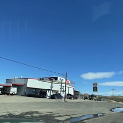 Sixto's Shell Service Station - Beautiful day at the gas station