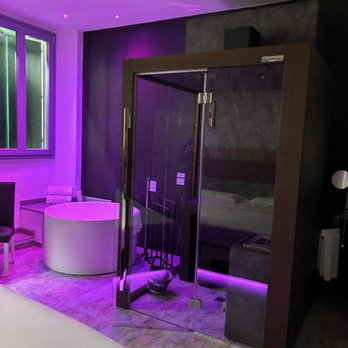 F1RST Apartments - Vacation Rentals Near Me
