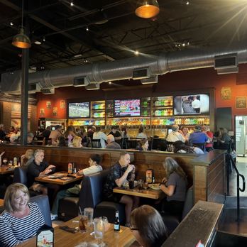 BJ's Restaurant & Brewhouse - Inside - Pizza Near Me - Fort Myers, Florida BJ's Restaurant & Brewhouse - Inside - Pizza Near Me - Fort Myers, Florida