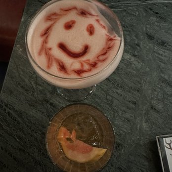 WHISKI Bar & Restaurant - Smoked Manhattan and Highlander - British Near Me - Edinburgh, EDH WHISKI Bar & Restaurant - Smoked Manhattan and Highlander - British Near Me - Edinburgh, EDH