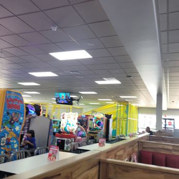 Chuck E. Cheese - Pizza Near Me - Huntington Beach, California