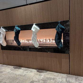 AC Hotel Atlanta Midtown - Fireplace in the lobby - Hotels Near Me - Atlanta, Georgia AC Hotel Atlanta Midtown - Fireplace in the lobby - Hotels Near Me - Atlanta, Georgia