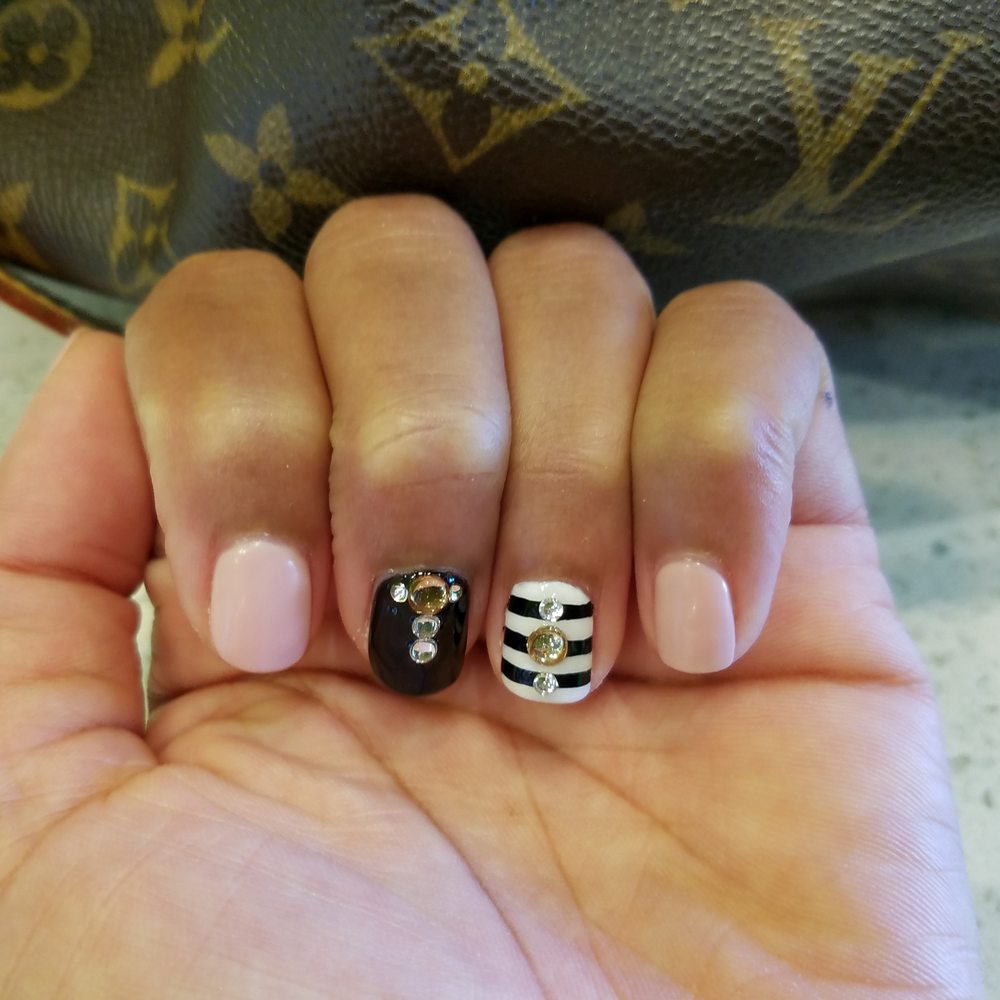Diamond Nails - Nail Salons Near Me - Honolulu, Hawaii Diamond Nails - Nail Salons Near Me - Honolulu, Hawaii