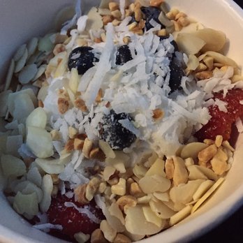16 Handles - Vegan yo soy vanilla with fresh fruit, nuts and coconut - Ice Cream & Frozen Yogurt Near Me - Stamford, Connecticut