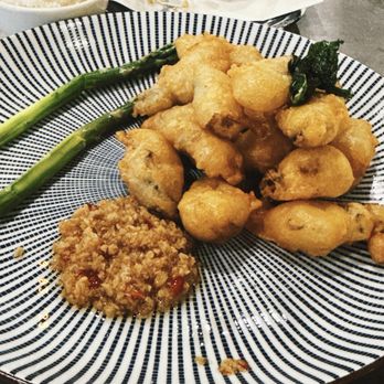 Tasty Moment - Deep fried oysters with garlic - Shanghainese Near Me - Edison, New Jersey