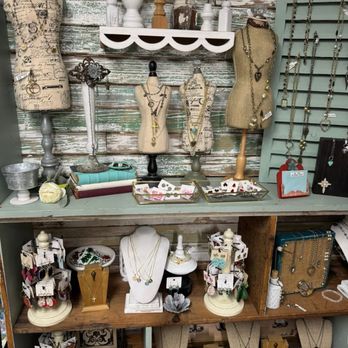 The Rusty Bucket - Antiques Near Me - Crosby, Texas The Rusty Bucket - Antiques Near Me - Crosby, Texas