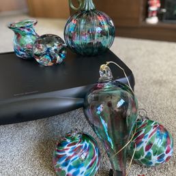 Our hummingbird feeder, STUNNING Our hummingbird feeder, STUNNING