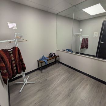 Hearts Thrift Store - Fitting rooms - Thrift Stores Near Me - Tonawanda, New York
