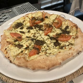 Izz Cafe - Cafes Near Me - Cork, Colorado