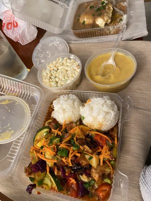 Chris' Ono Grinds Island Grill - North Park by null