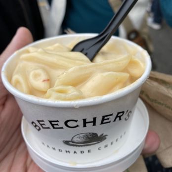 Beecher's Handmade Cheese - World's Best Mac and Cheese Small - Cheese Shops Near Me - Seattle, Washington Beecher's Handmade Cheese - World's Best Mac and Cheese Small - Cheese Shops Near Me - Seattle, Washington