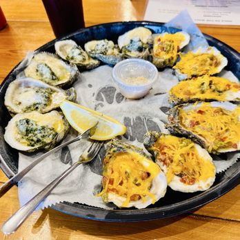 Hole In The Wall Seafood - Seafood Near Me - Apalachicola, Florida
