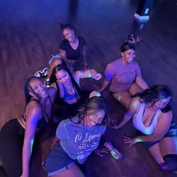 GeminiEX Studios - Group beginners floorwork class