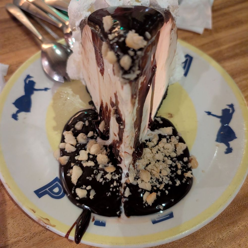 Leilani's On The Beach - The gorgeous dessert is worth the visit alone - Seafood Near Me - Lahaina, Hawaii Leilani's On The Beach - The gorgeous dessert is worth the visit alone - Seafood Near Me - Lahaina, Hawaii