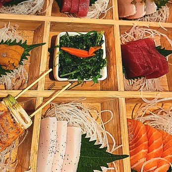 Blue Ocean Robata & Sushi Bar - Omakase box with side of sushi rice. - Asian Fusion Near Me - Carlsbad, California Blue Ocean Robata & Sushi Bar - Omakase box with side of sushi rice. - Asian Fusion Near Me - Carlsbad, California