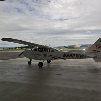 The Grille at Runways - The airfield - American Near Me - Hagerstown, Maryland