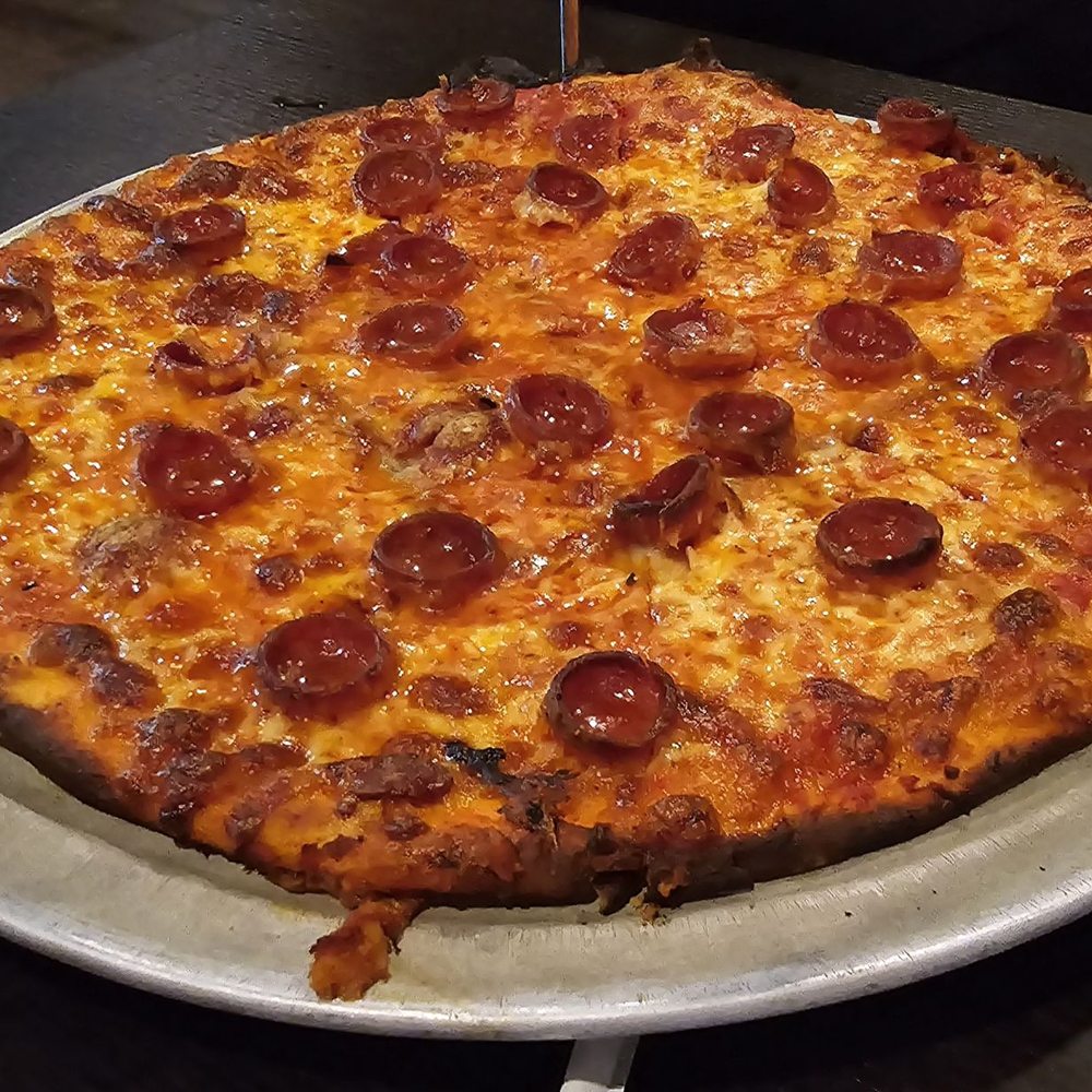 Star Tavern - Pepperoni Pie - Pizza Near Me - City Of Orange, New Jersey Star Tavern - Pepperoni Pie - Pizza Near Me - City Of Orange, New Jersey