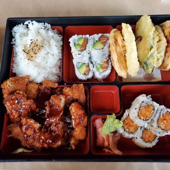 Axia Restaurant & Bar - EVERYTHING WAS TERRIBLE spicy salmon roll avocado salmon roll chicken katsu and rice - Asian Fusion Near Me - Mississauga, Ontario Axia Restaurant & Bar - EVERYTHING WAS TERRIBLE spicy salmon roll avocado salmon roll chicken katsu and rice - Asian Fusion Near Me - Mississauga, Ontario