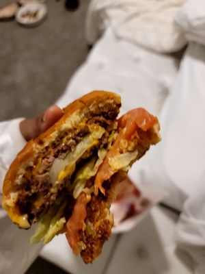 In-N-Out Burger by null
