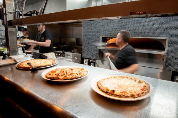 EARTH, WOOD & FIRE - FALLSTON - 60 Photos & 100 Reviews - Pizza - 214