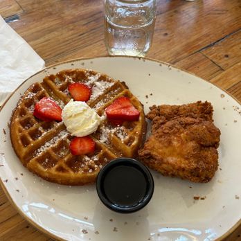 Cracked & Battered - Potrero Hill - Chicken and waffle (with strawberries) - Breakfast & Brunch Near Me - San Francisco, California