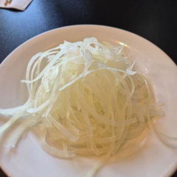 Chateau Lemongrass - Extra side of onions - Vietnamese Near Me - Los Angeles, California Chateau Lemongrass - Extra side of onions - Vietnamese Near Me - Los Angeles, California