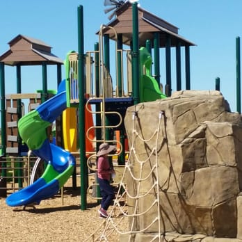 Horseshoe Park - Playarea / rock climbing - Parks Near Me - Elk Grove, California Horseshoe Park - Playarea / rock climbing - Parks Near Me - Elk Grove, California