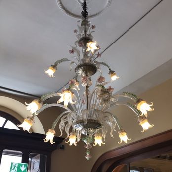 Excelsior Palace Hotel - Glass chandelier in the lobby - Hotels Near Me - Palermo, Pennsylvania