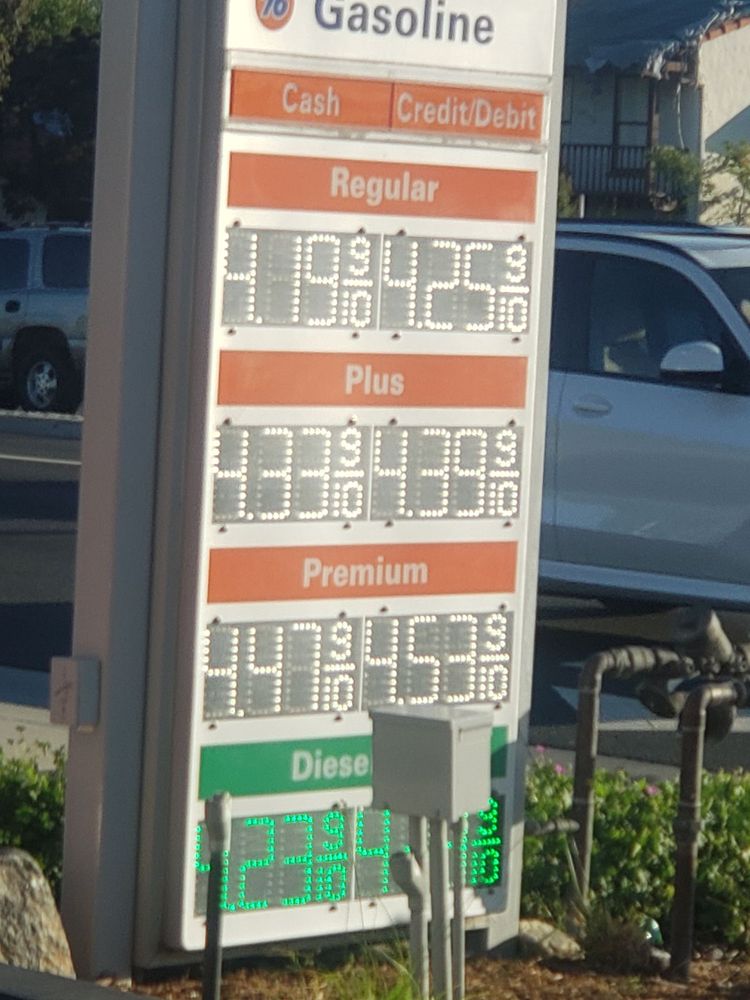 CLAREMONT UNION 76 Updated September 2024 11 Reviews 1092 W