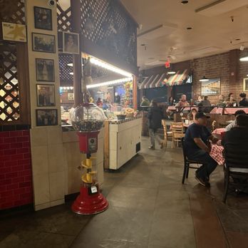 Gianni's Pizza - Italian Near Me - Monterey, California