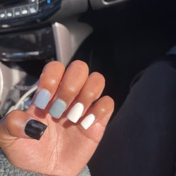 Acrylic full set with gel polish. Acrylic full set with gel polish.