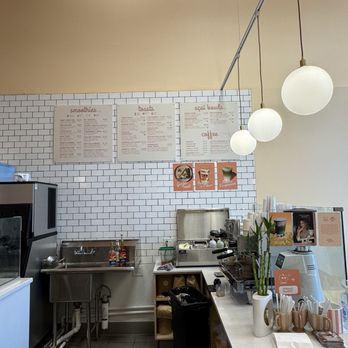 Whata Peach - Juice Bars & Smoothies Near Me - Encino, California Whata Peach - Juice Bars & Smoothies Near Me - Encino, California