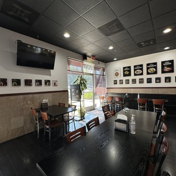 Rohey's Wok & Grill - Interior - Japanese Near Me - Riverside, California Rohey's Wok & Grill - Interior - Japanese Near Me - Riverside, California