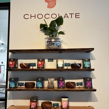Cocoa Legato - Cafes Near Me - Seattle, Washington Cocoa Legato - Cafes Near Me - Seattle, Washington