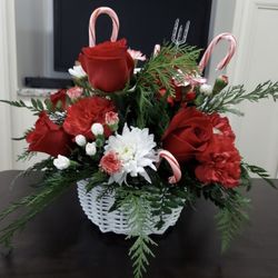 Kremp Florist - Candy Cane Lane (deluxe)