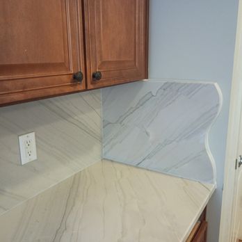 Lifetime Cabinets & Countertops - Triple bookseam with curved edge - Cabinetry Near Me - Columbia, South Carolina