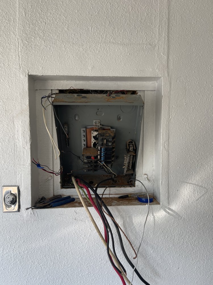 Slide of Renewed Electric