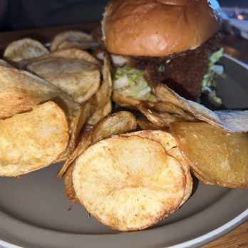 Whiskey Cake - Chicken Sandwich w/ Housemade Kettle Chips - New American Near Me - Tampa, Florida Whiskey Cake - Chicken Sandwich w/ Housemade Kettle Chips - New American Near Me - Tampa, Florida