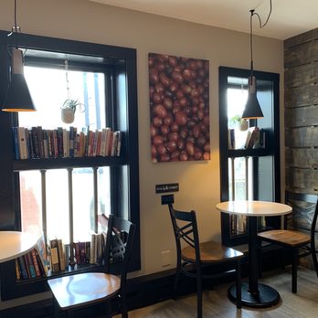 Cafe e Dolci - Upstairs - Themed Cafes Near Me - Franklin, New Jersey