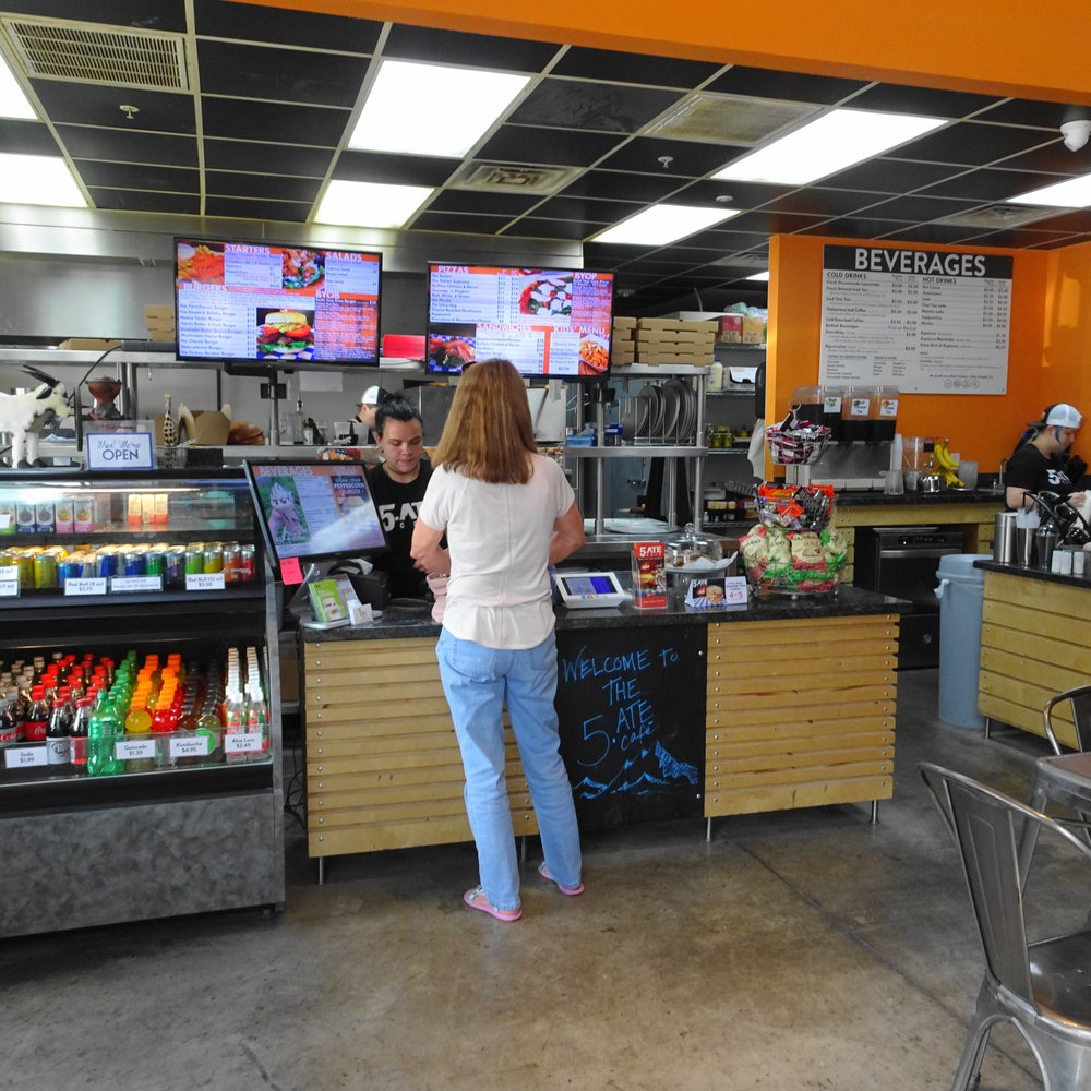 5 Ate Cafe - Pizza Near Me - Spring, Texas