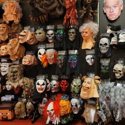 Spirit Halloween Store - 9/17/22